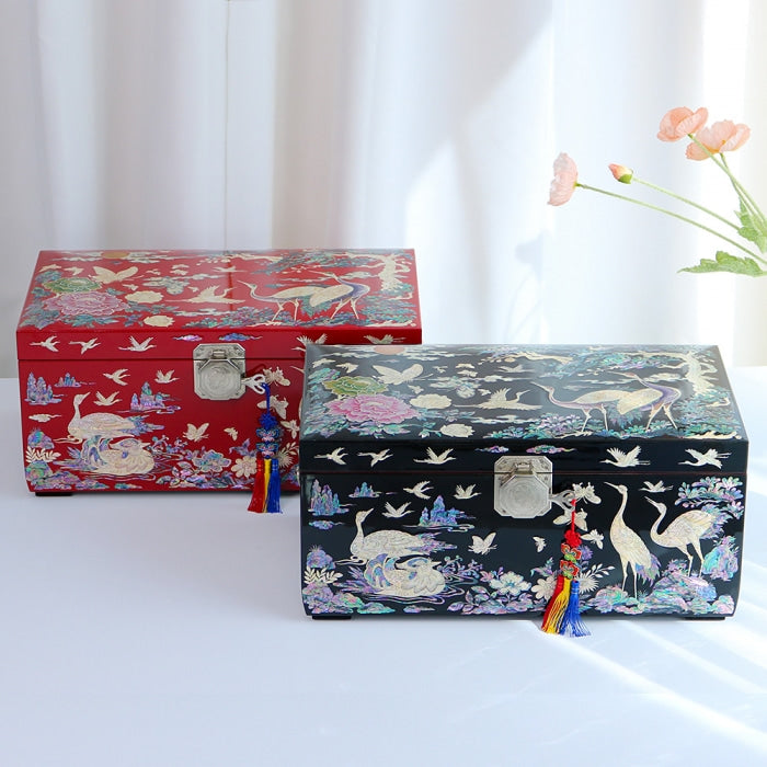 Najeon Mother-of-Pearl Jewelry Box - Peony (by Kim Young - man)