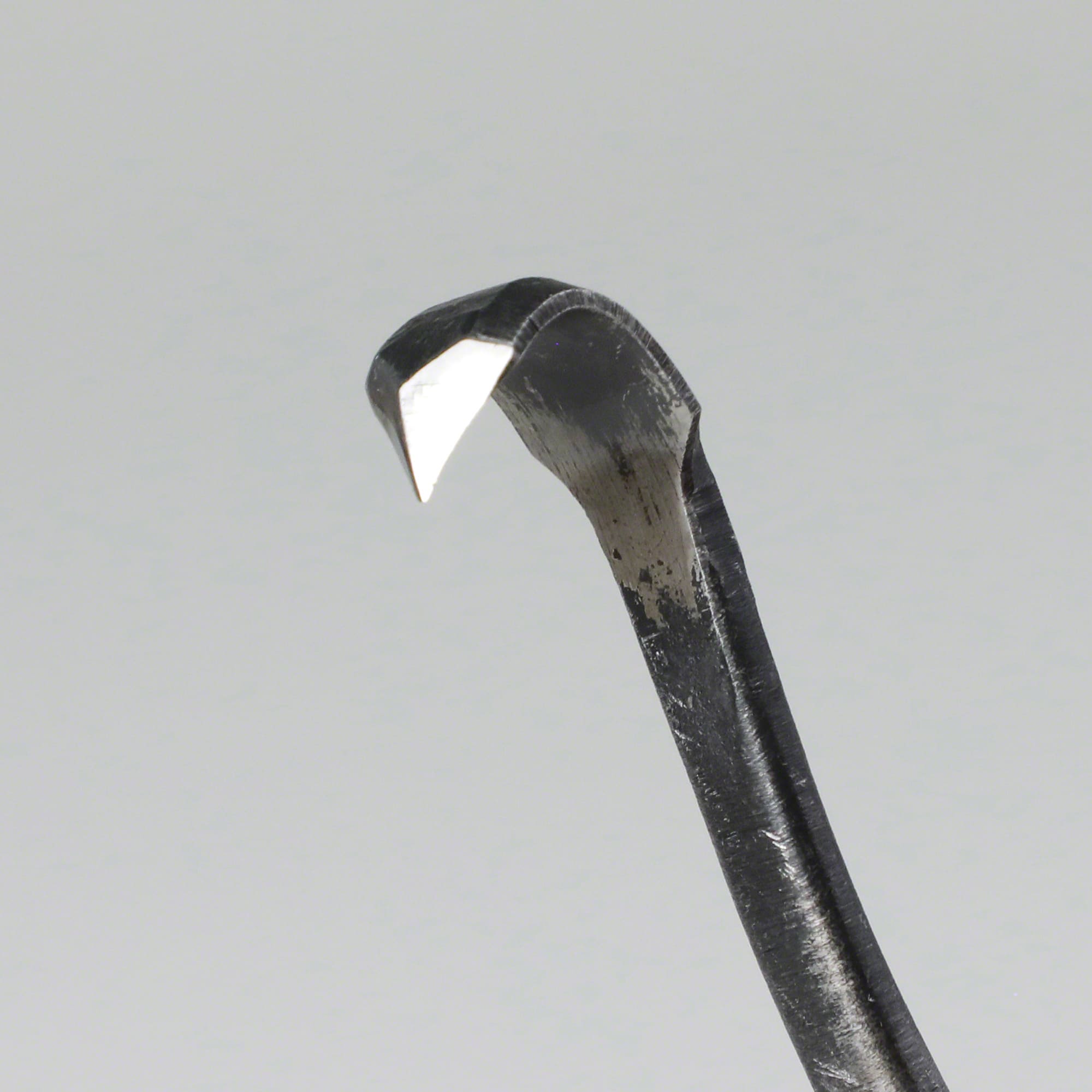 Wazakura Triangular Blade Bonsai Chisel 7.24" (184 mm)