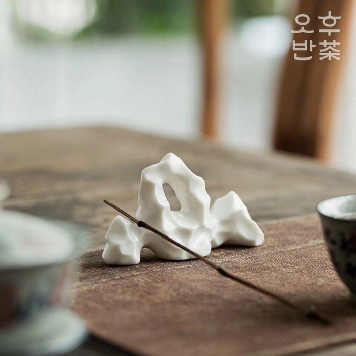 KOHGANE Korean Ceramic Stand Holder - Tea Ritual Object