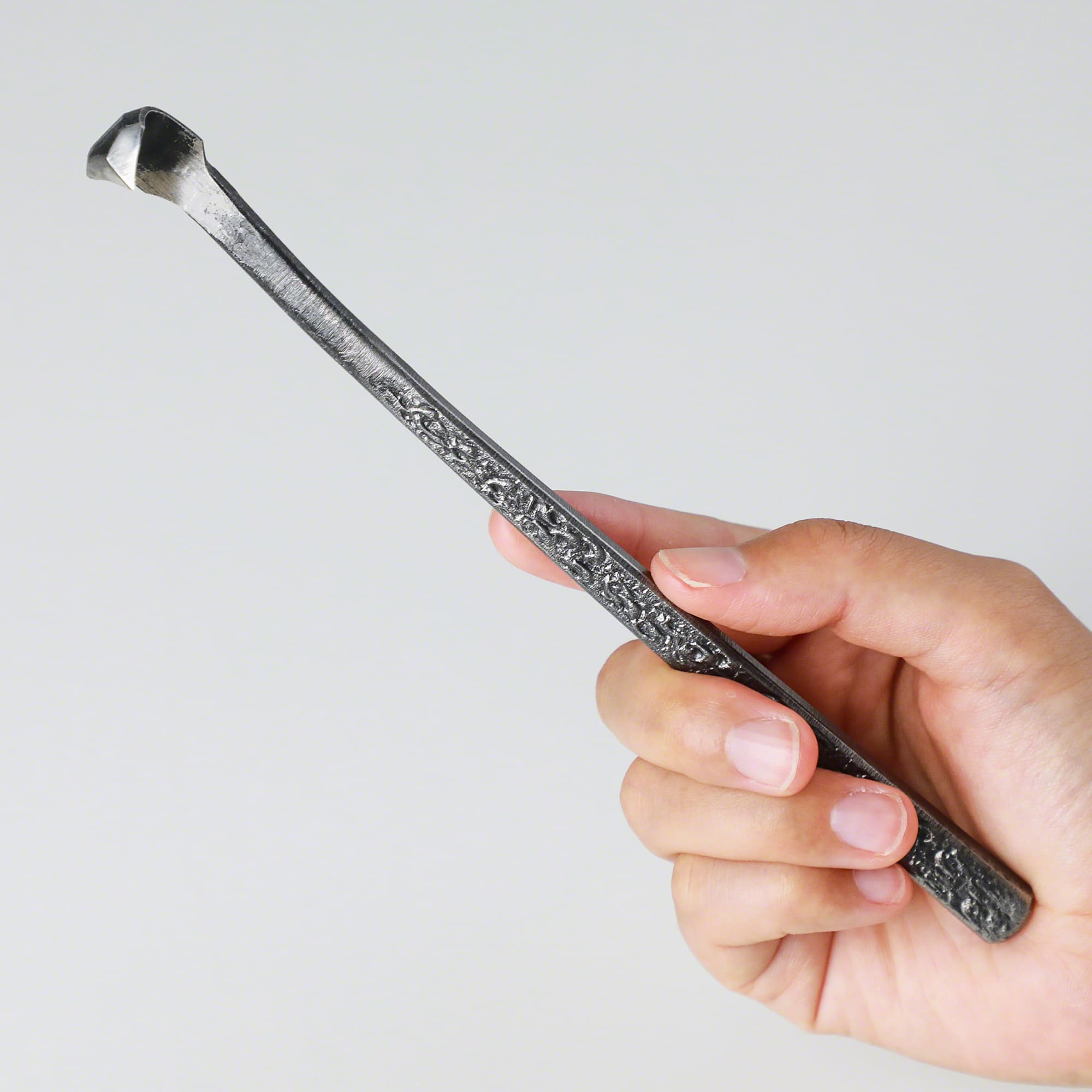Wazakura Triangular Blade Bonsai Chisel 7.24" (184 mm)