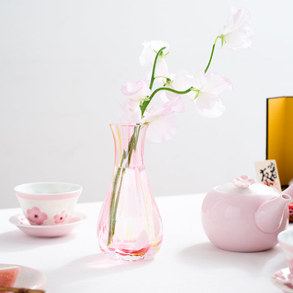 Musubi Kiln Blooming Light Flower Vase