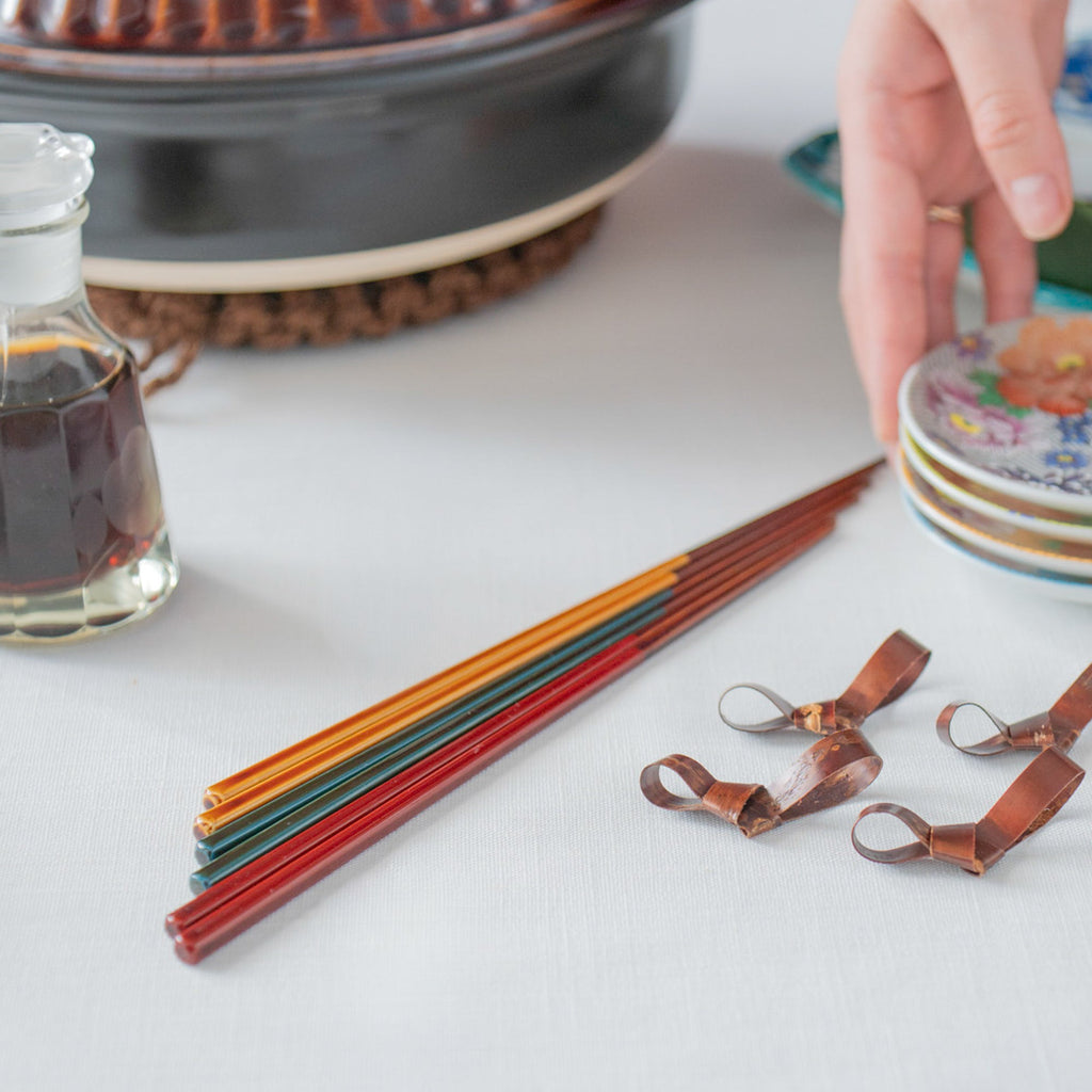 Musubi Kiln Gentle Glow Bamboo Chopsticks with Chopstick Rest
