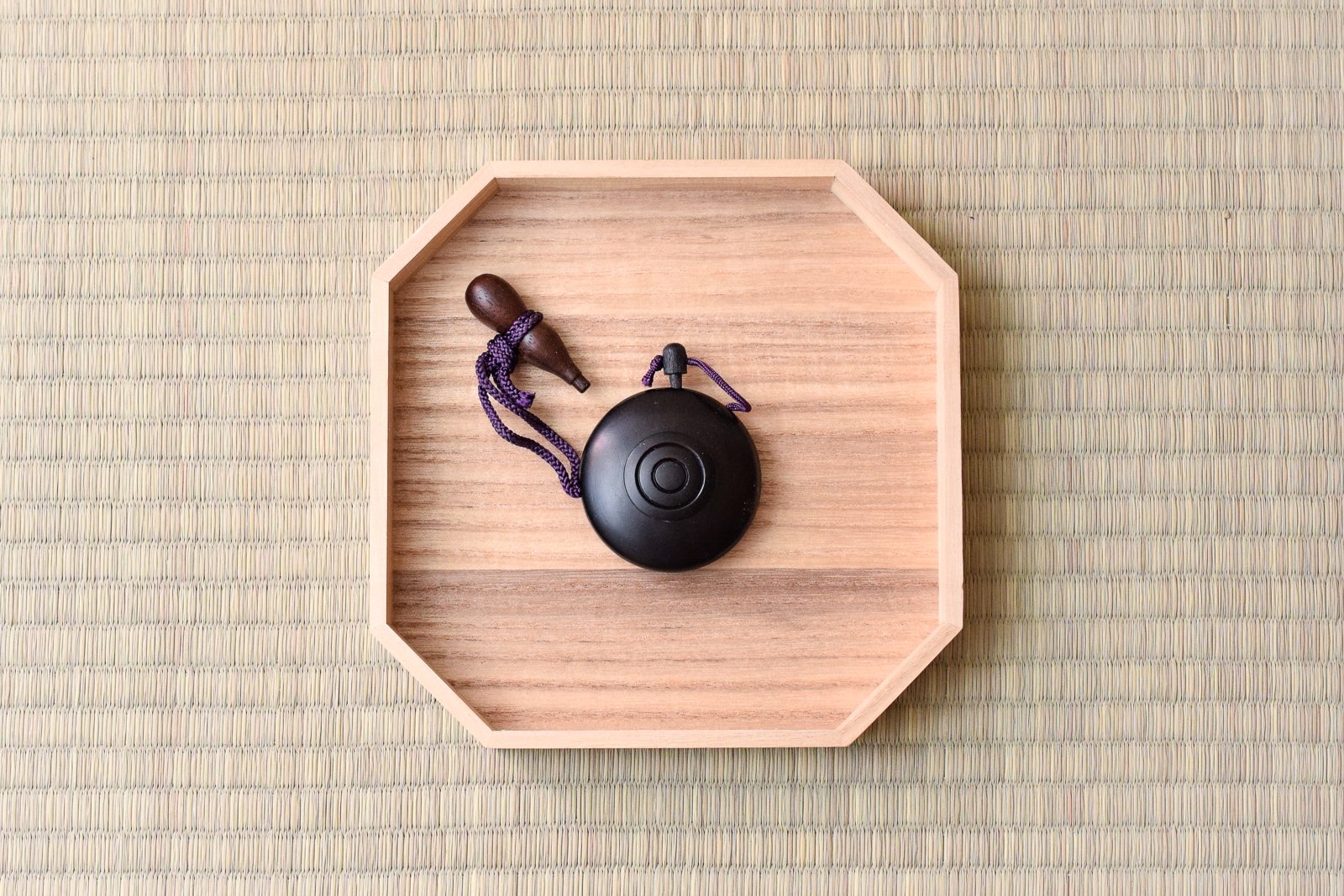 Juttoku Ebony Powder Incense Container - Large