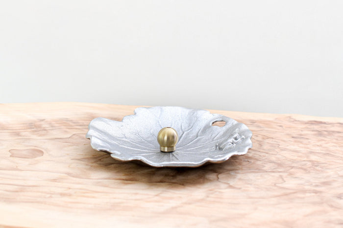 Juttoku Lotus Leaf Incense Plate with Holder