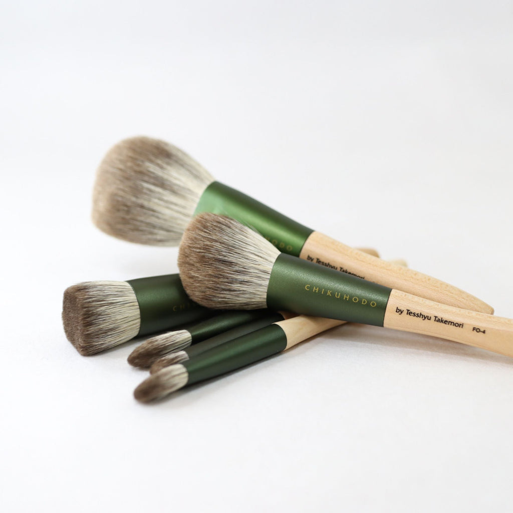 Chikuhodo FO-10 Eyeshadow, FO Series - view 5