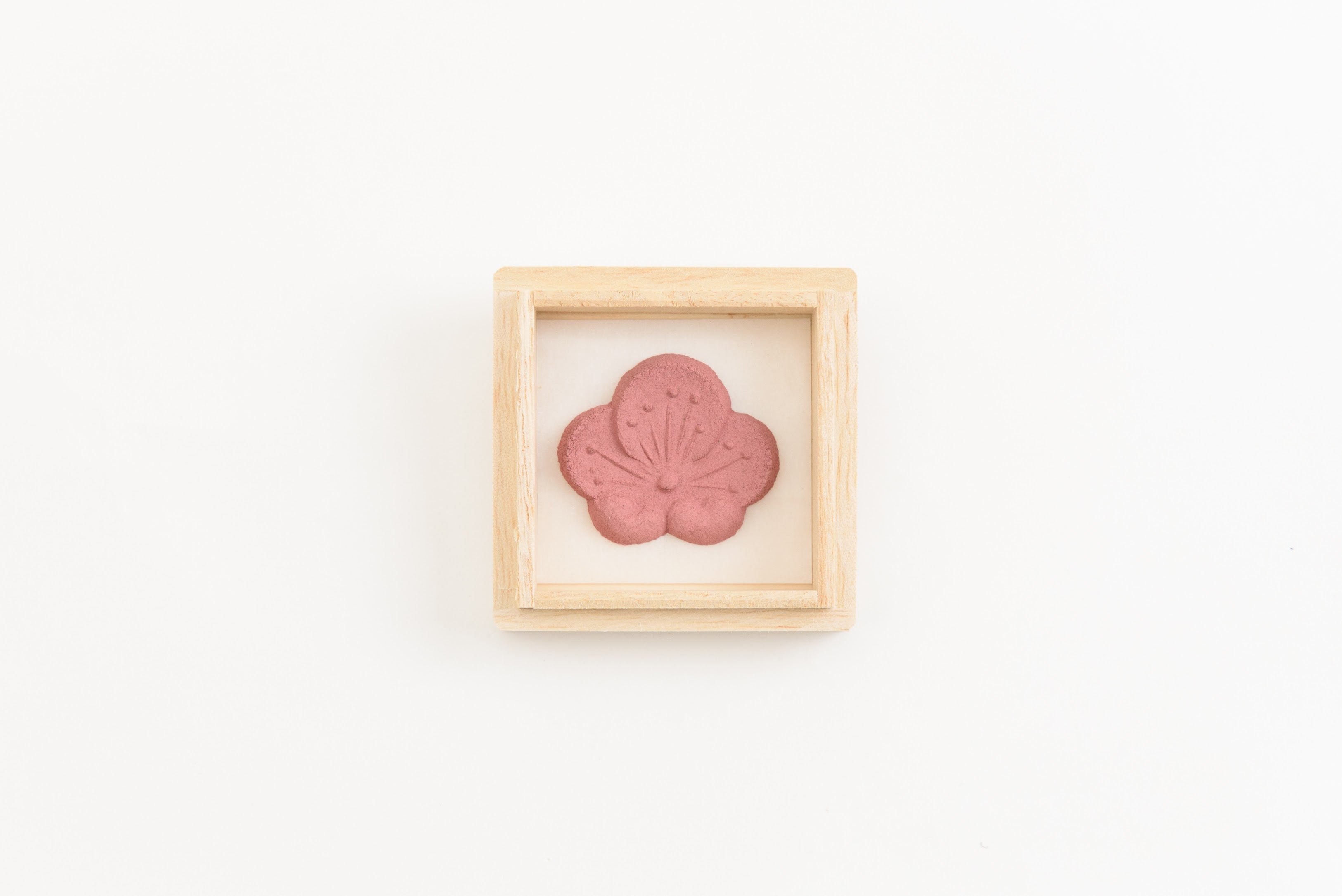 Juttoku Pressed Incense Tablets - Plum Blossom