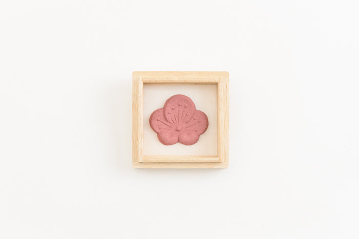 Juttoku Pressed Incense Tablets - Plum Blossom
