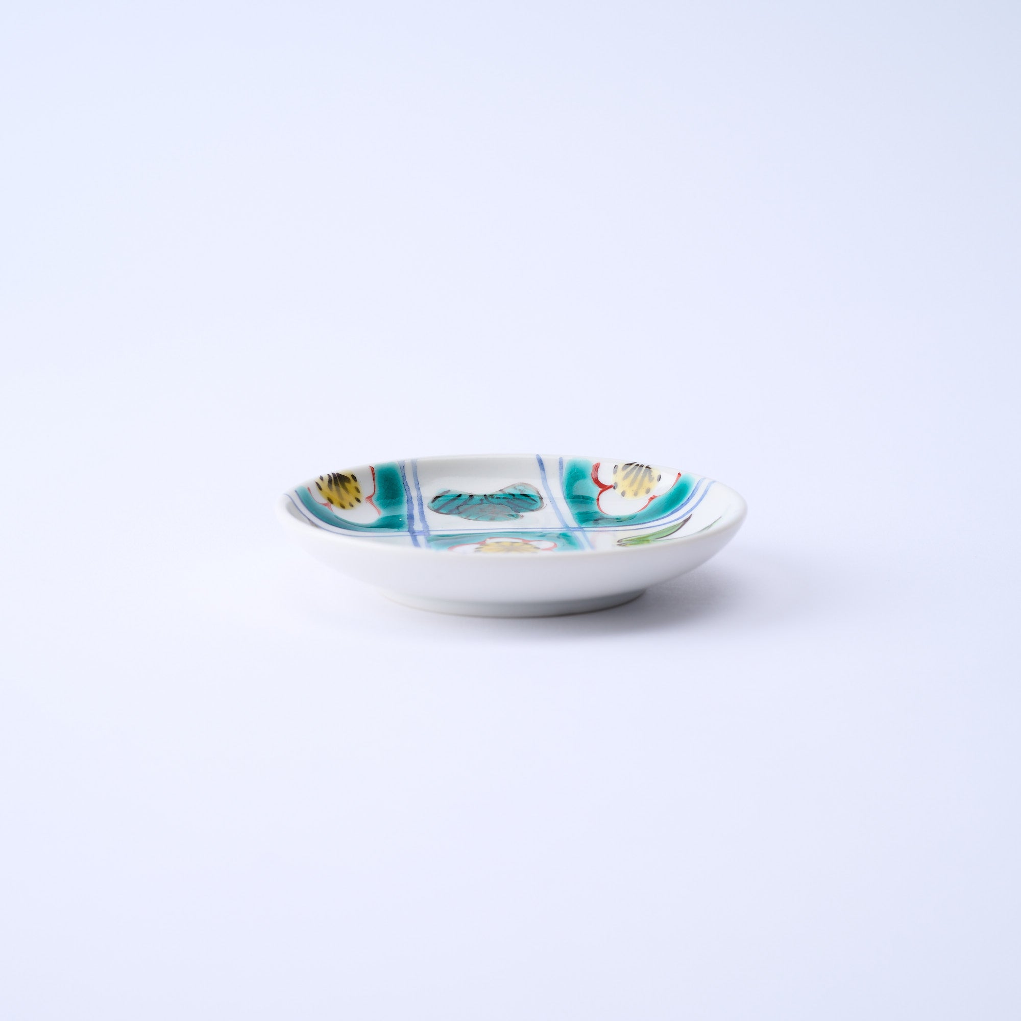 Musubi Kiln Green Accents Round Sauce Plate