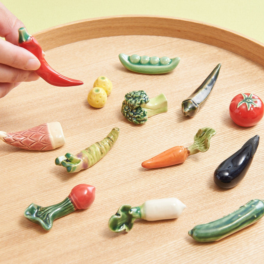 Musubi Kiln Vegetable Series Chopstick Rest
