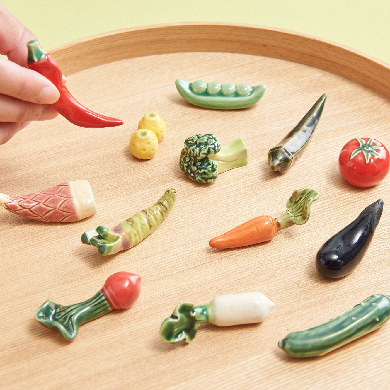 Musubi Kiln Vegetable Series Chopstick Rest