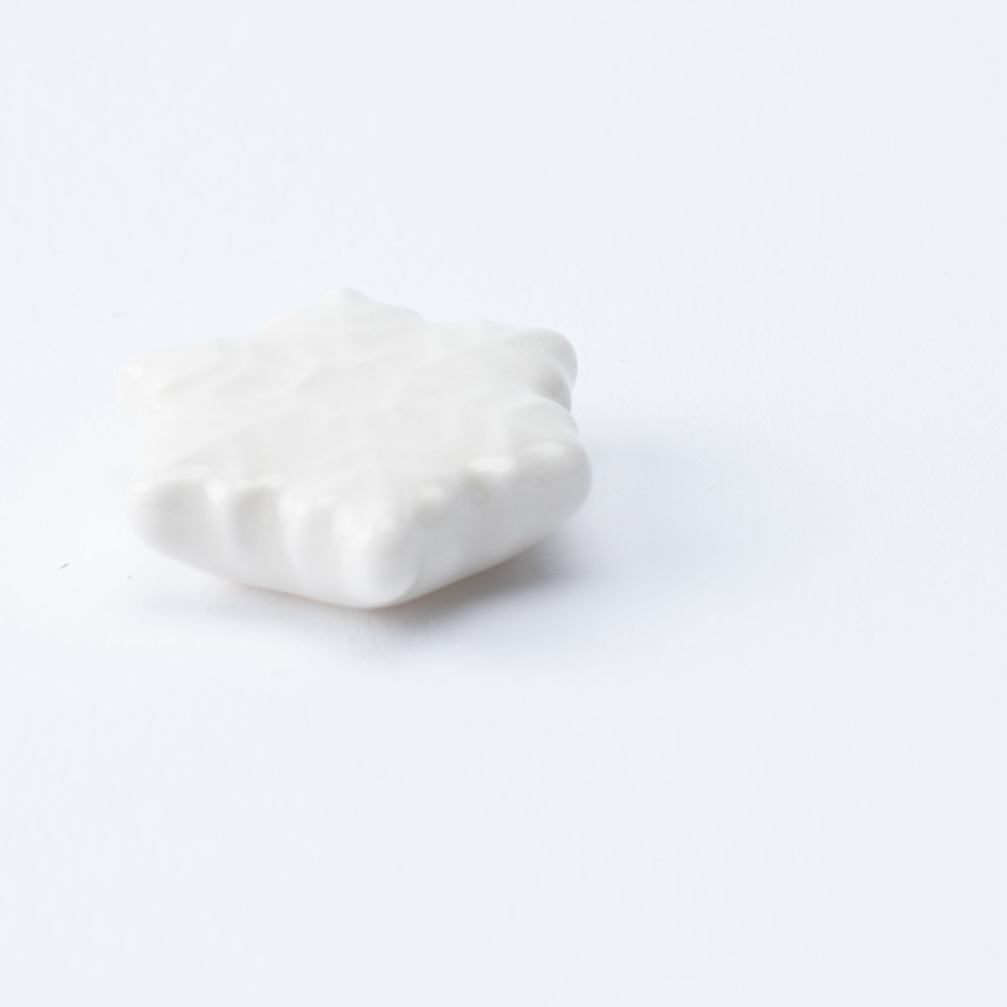 Musubi Kiln Hexagonal Snowflake Chopstick Rest