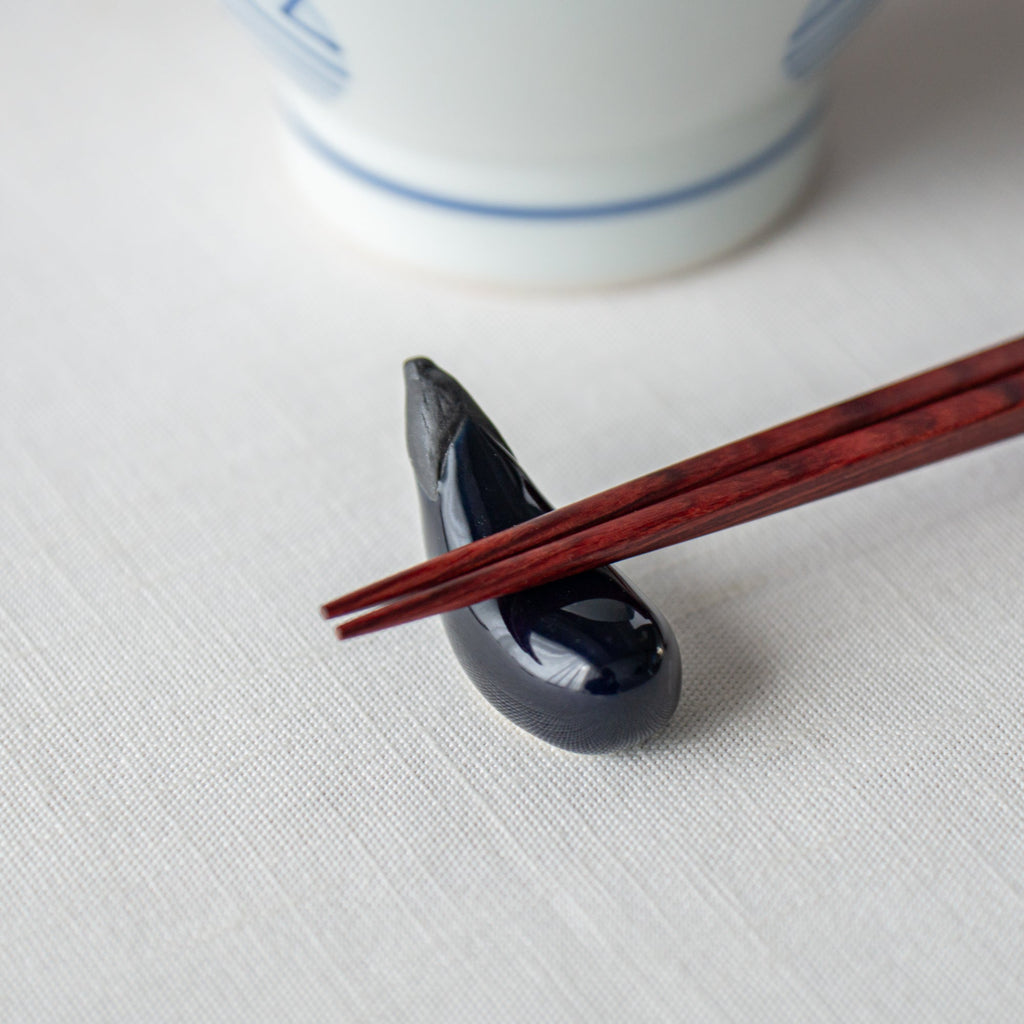 Musubi Kiln Vegetable Series Chopstick Rest