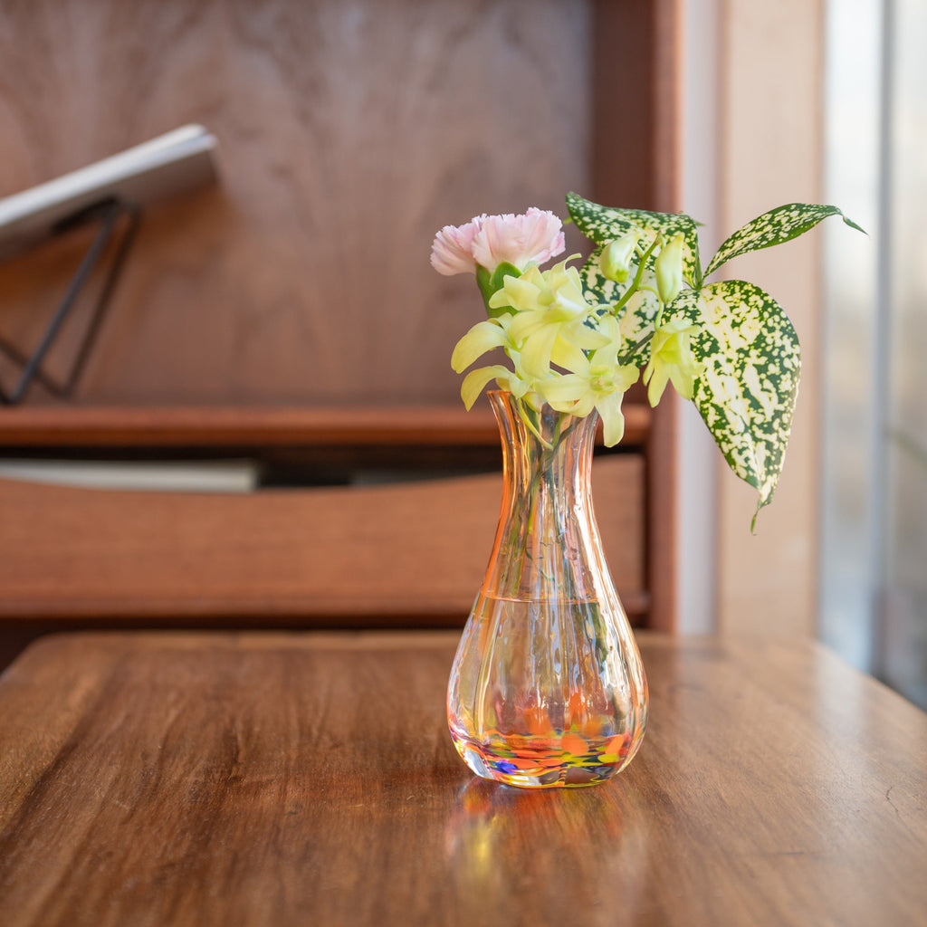 Musubi Kiln Blooming Light Flower Vase