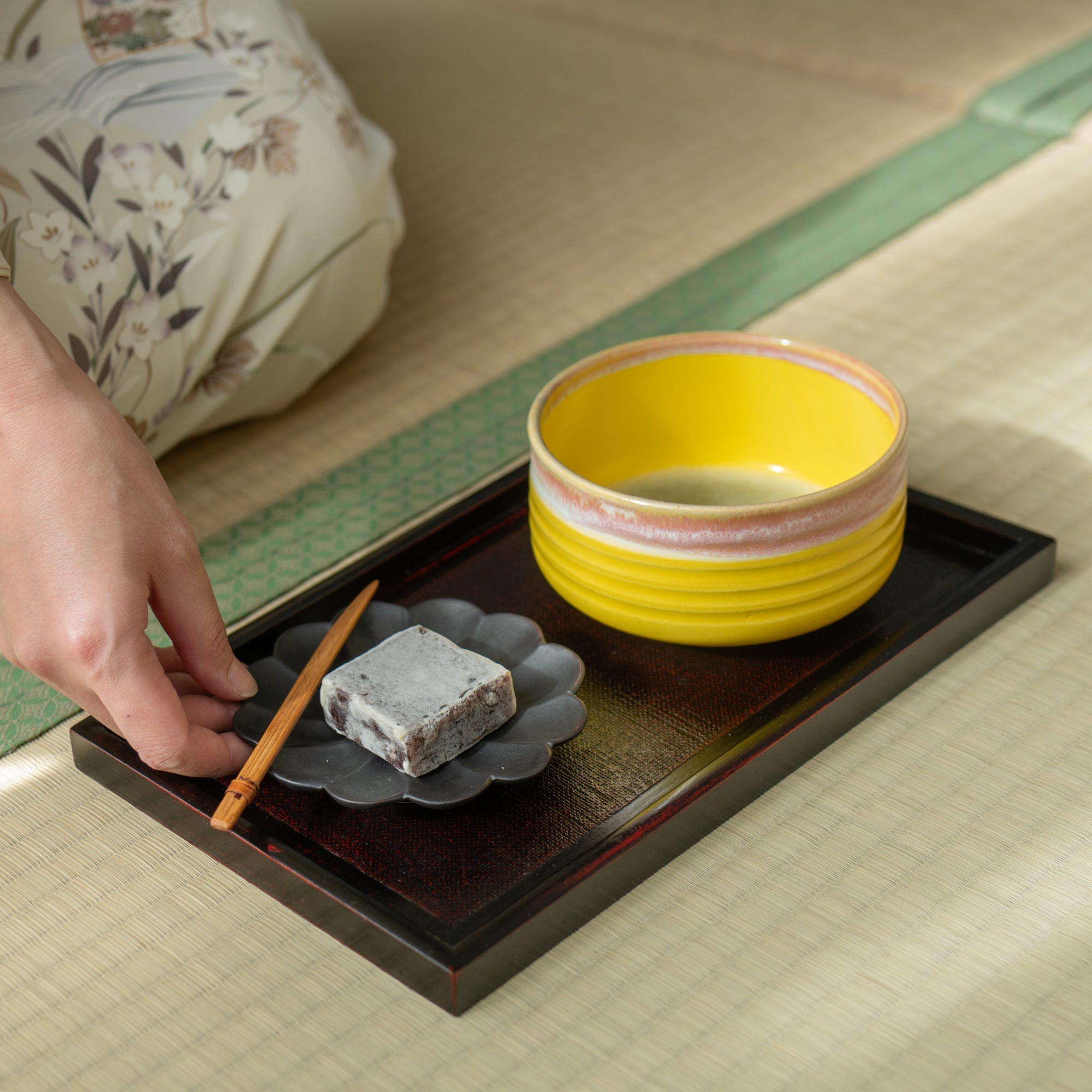 Musubi Kiln Blossom & Golden Yellow Matcha Bowl
