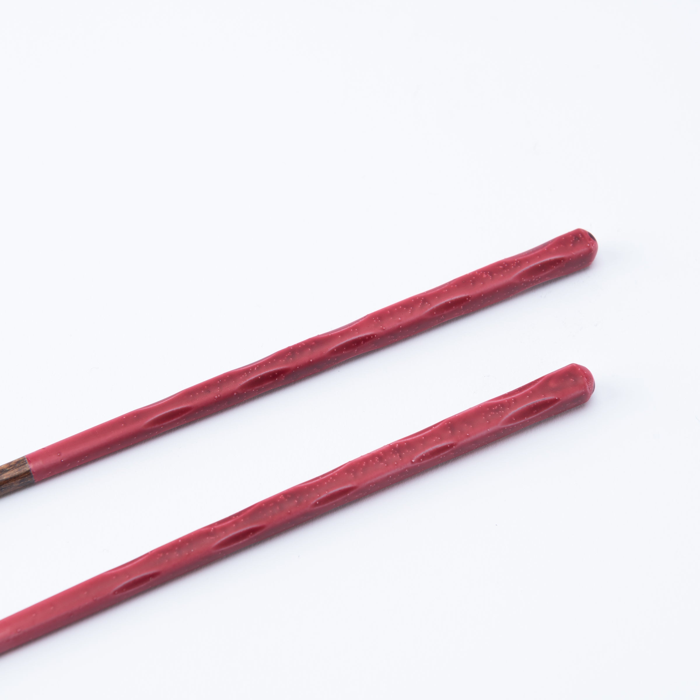 Musubi Kiln Glazed Finish Carved Chopsticks