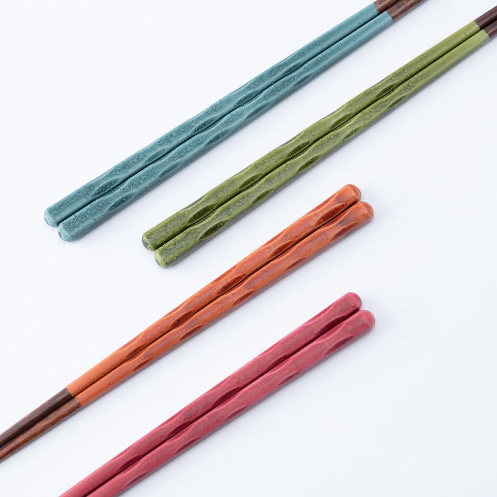 Musubi Kiln Glazed Finish Carved Chopsticks