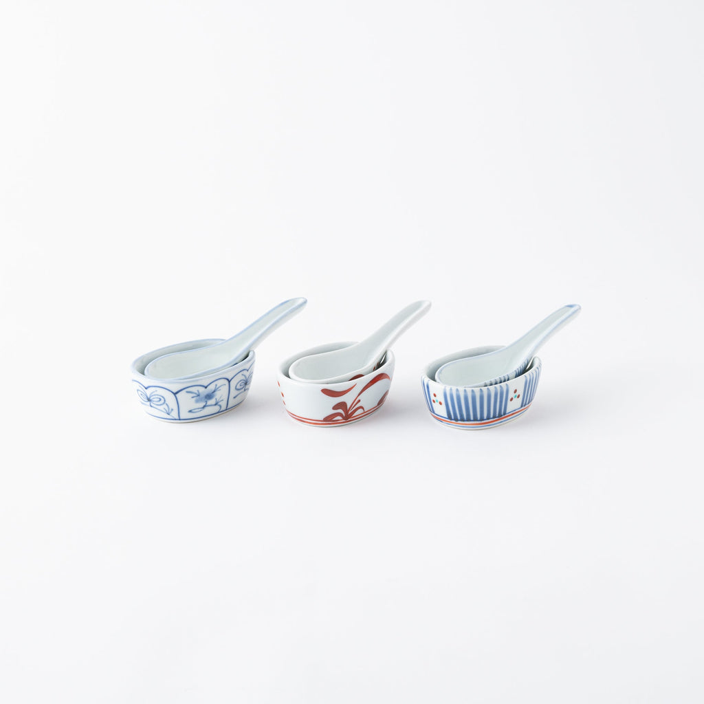 Musubi Kiln Traditional Patterned Ramen Spoon with Spoon Rest