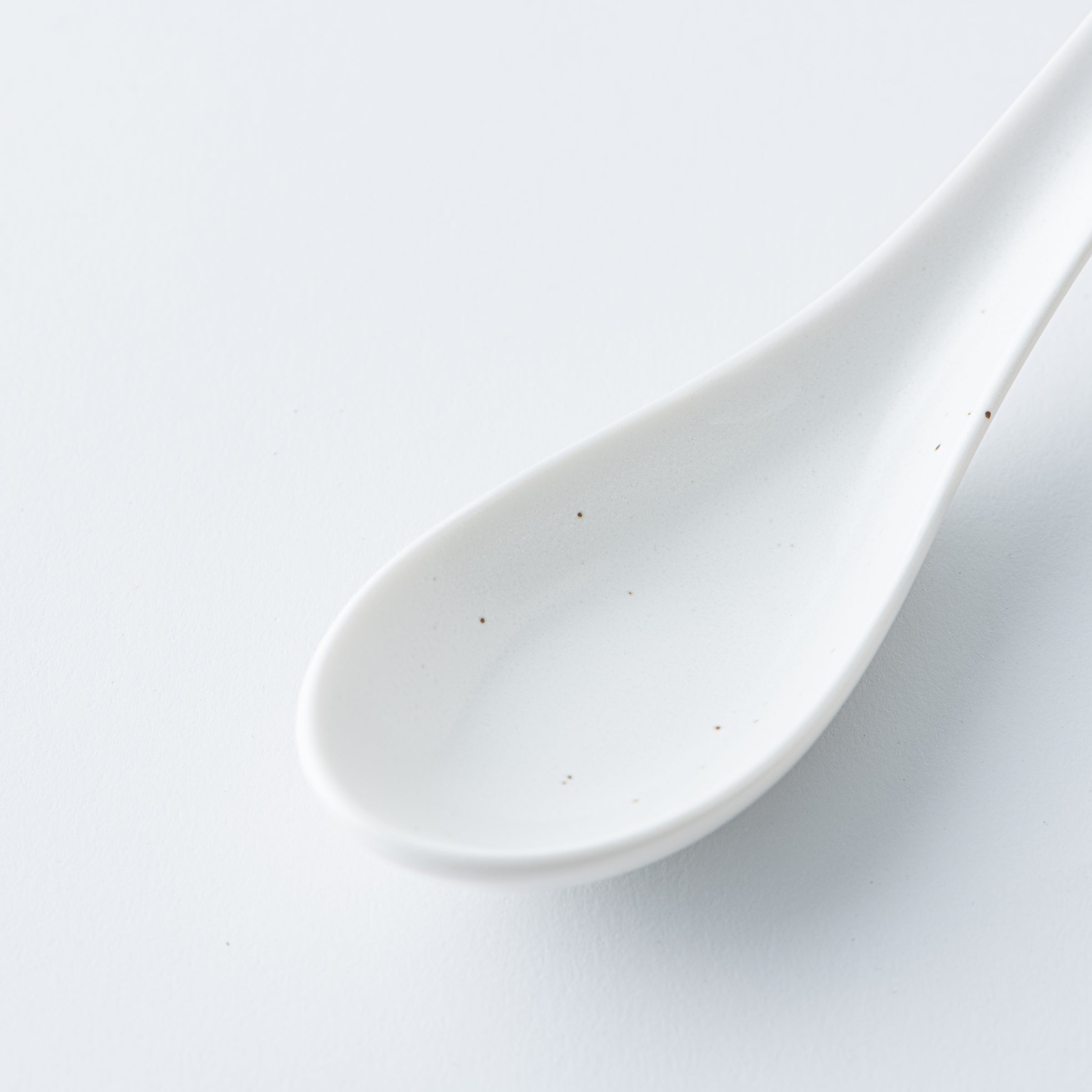 Musubi Kiln Flowing Curve Ramen Spoon