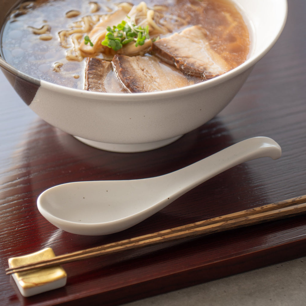 Musubi Kiln Flowing Curve Ramen Spoon