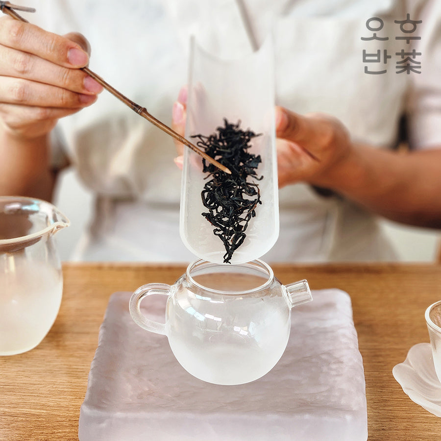 KOHGANE Korean Teapot Glass Heatproof - Tea Ritual Object - view 5