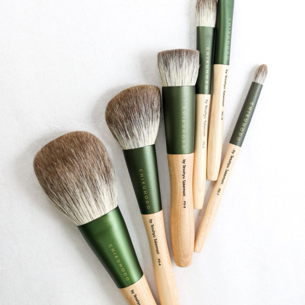 Chikuhodo FO-2 Foundation Brush, FO Series - view 3