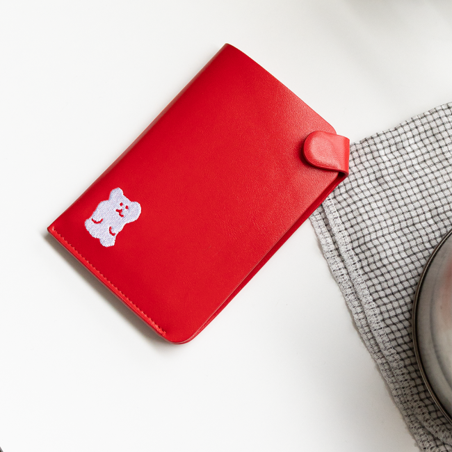 Inside Object Living — BOBO MAGNET PASSPORT COVER