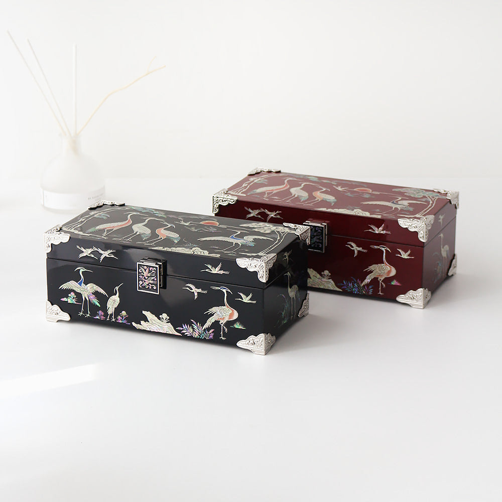 Najeon Mother-of-Pearl Jewelry Box - Crane & Pine (V)