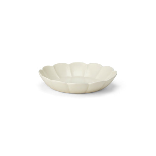 Kwangjuyo Korean Porcelain Plate — Lotus 16cm