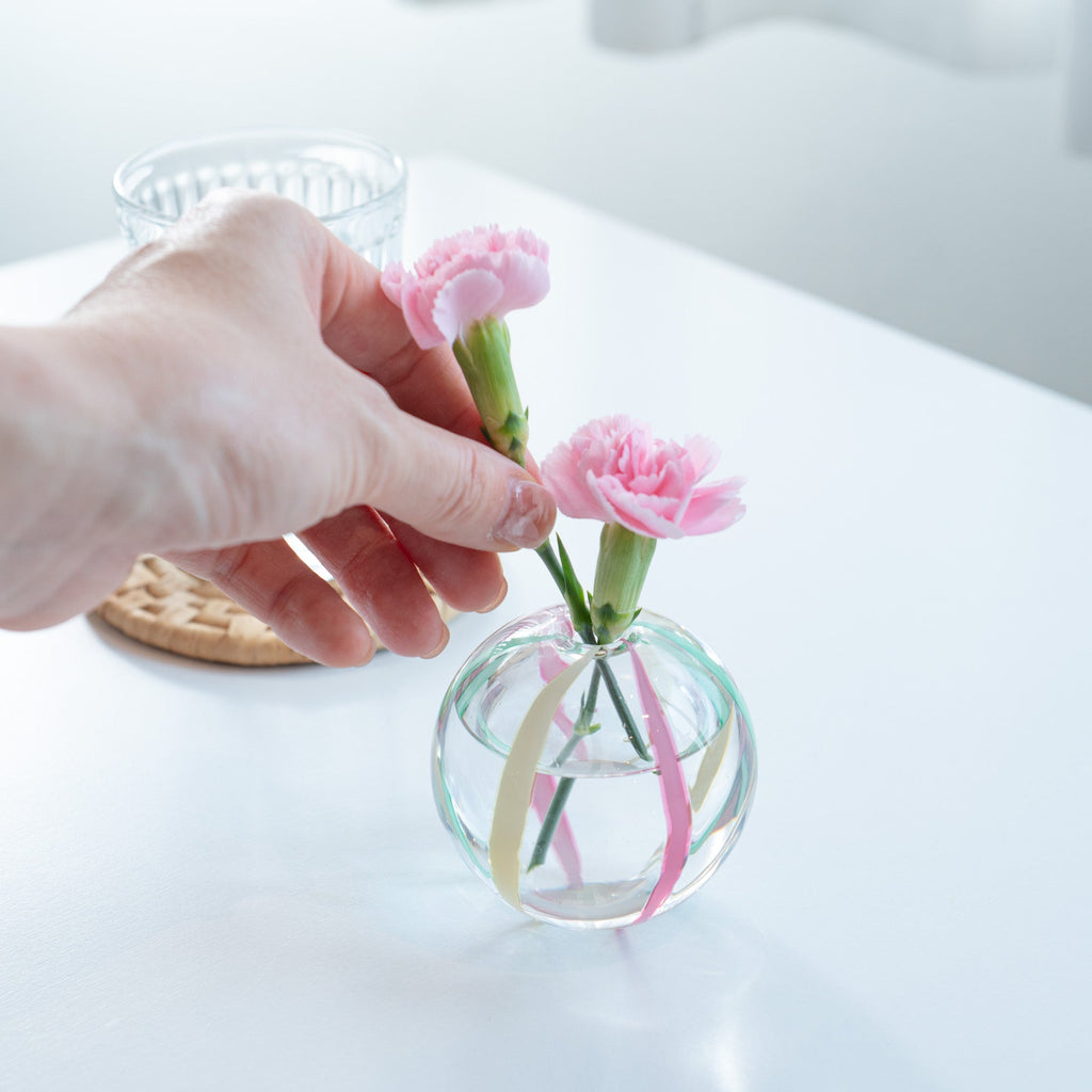 Musubi Kiln Colorful Globe Flower Vase