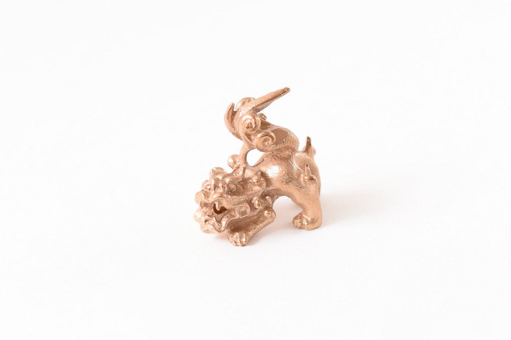 Juttoku Lion Guardian Incense Holder