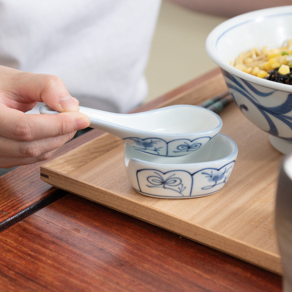 Musubi Kiln Traditional Patterned Ramen Spoon with Spoon Rest