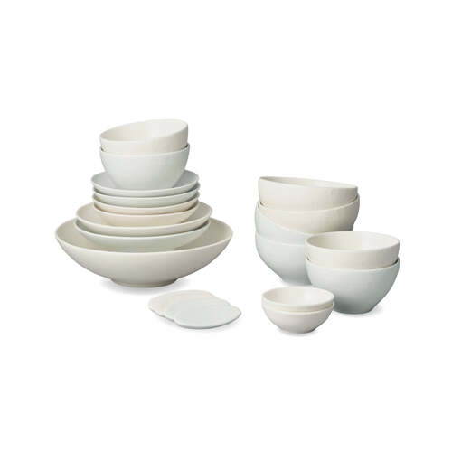 Kwangjuyo Korean Porcelain Vessel