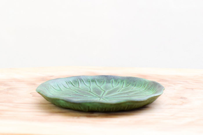 Juttoku Kaga Lotus Incense Plate