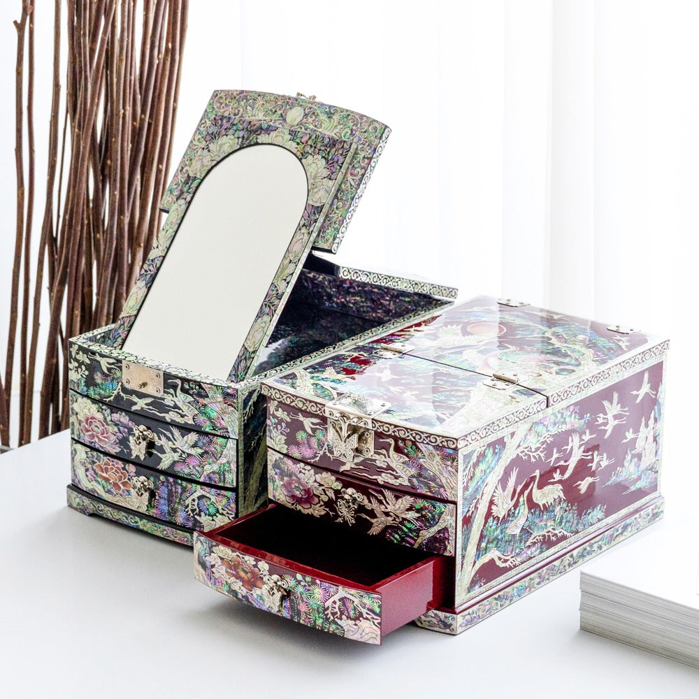Najeon Mother-of-Pearl Jewelry Box - Crane & Pine (IX)