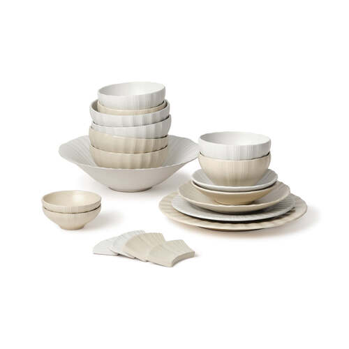 Kwangjuyo Korean Porcelain Vessel