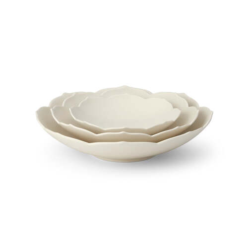 Kwangjuyo Korean Porcelain Plate — Lotus