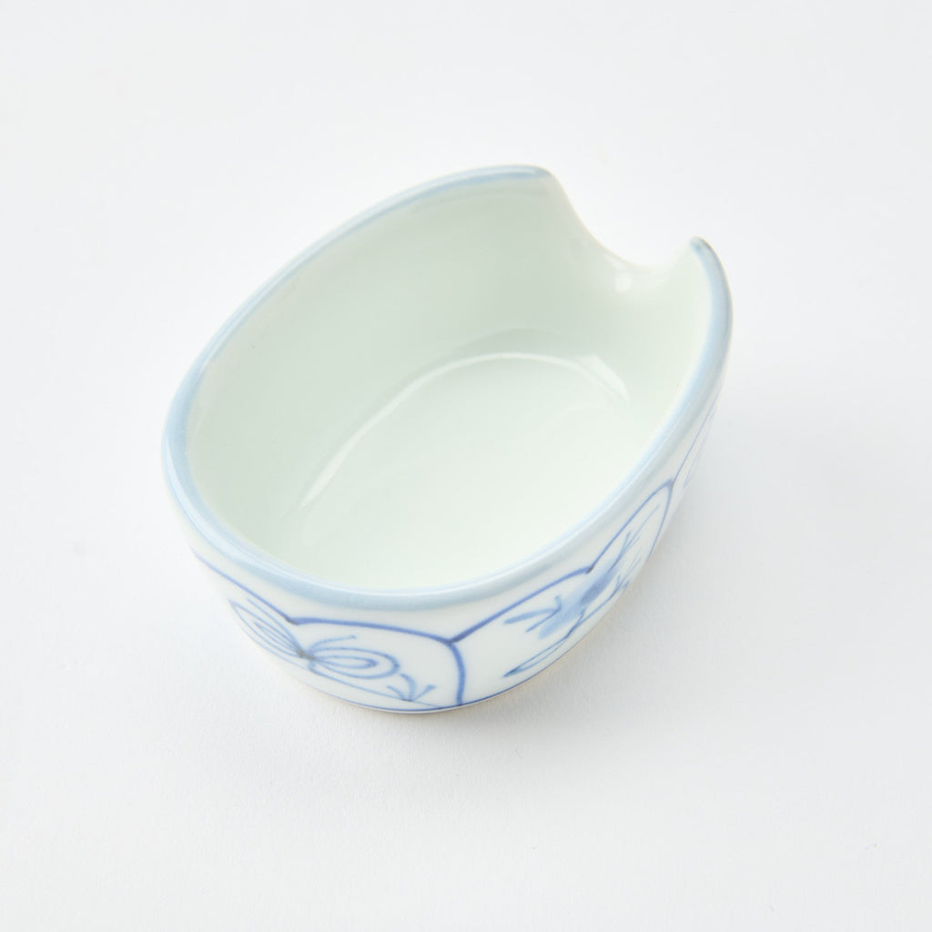 Musubi Kiln Traditional Patterned Ramen Spoon with Spoon Rest