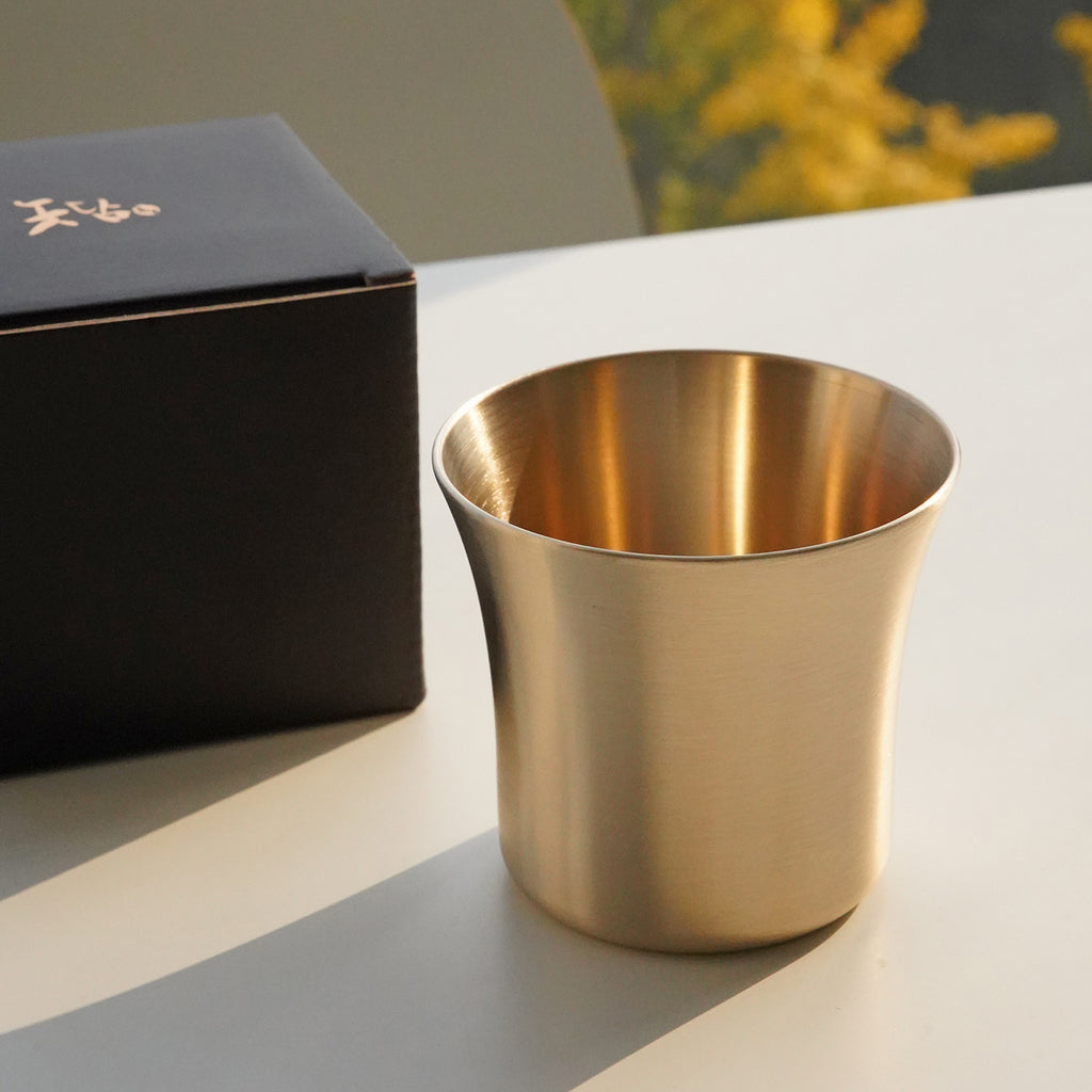 Notdam Bangjja Brass Curved Water Cup