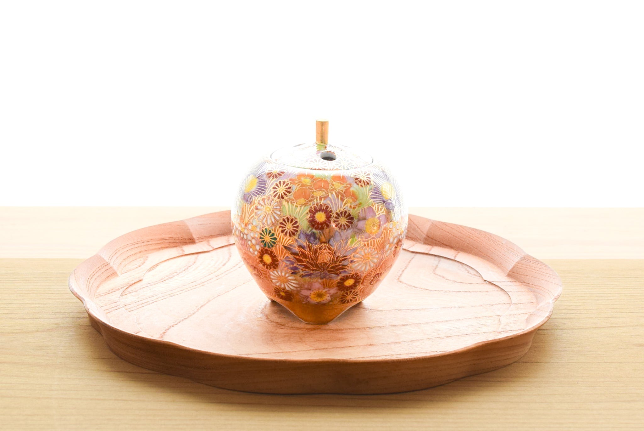 Juttoku Kutani Incense Burner 9cm - Gold Flower Pattern - view 8