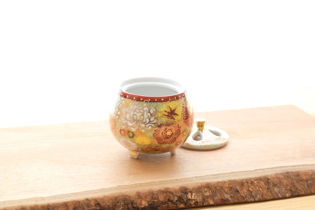 Juttoku Kutani Incense Burner 7.5cm - Gold Flower Pattern - view 3