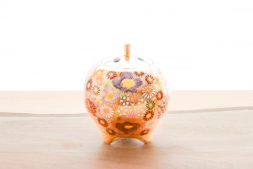 Juttoku Kutani Incense Burner 9cm - Gold Flower Pattern - view 6