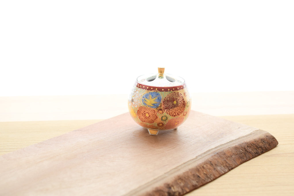 Juttoku Kutani Incense Burner 7.5cm - Gold Flower Pattern - view 4
