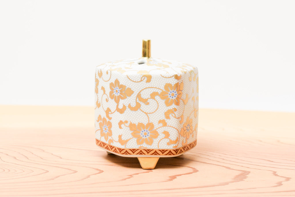 Juttoku Kutani Incense Burner 9cm - White Dot Clematis