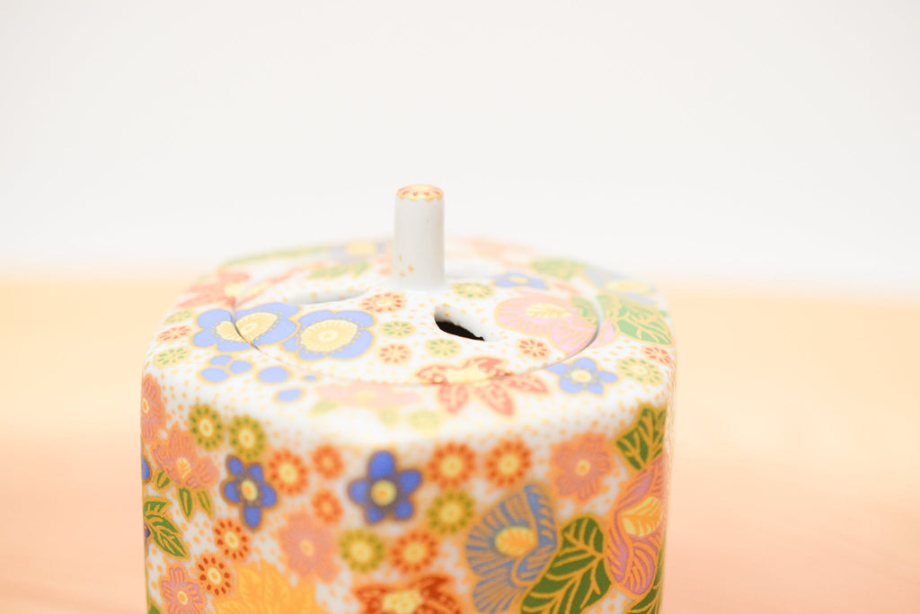 Juttoku Kutani Incense Burner 9cm - Flower Filled Pattern - view 5