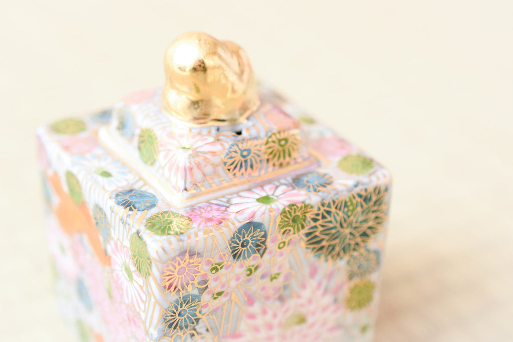 Juttoku Kutani Mini Incense Burner 9cm - Gold Flower Pattern - view 7
