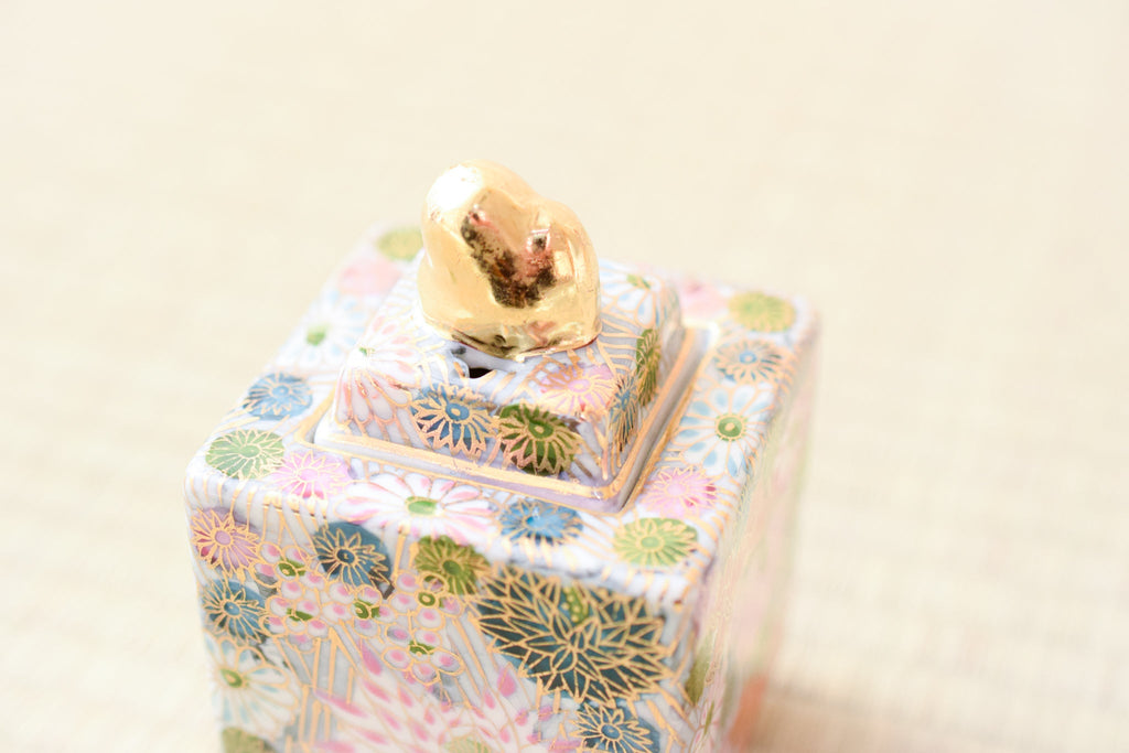 Juttoku Kutani Mini Incense Burner 9cm - Gold Flower Pattern - view 8