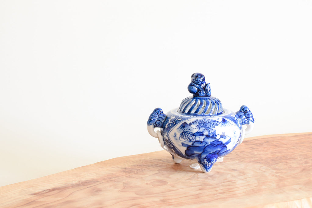 Juttoku Kutani Incense Burner 13.5cm - Blue Landscape - view 2