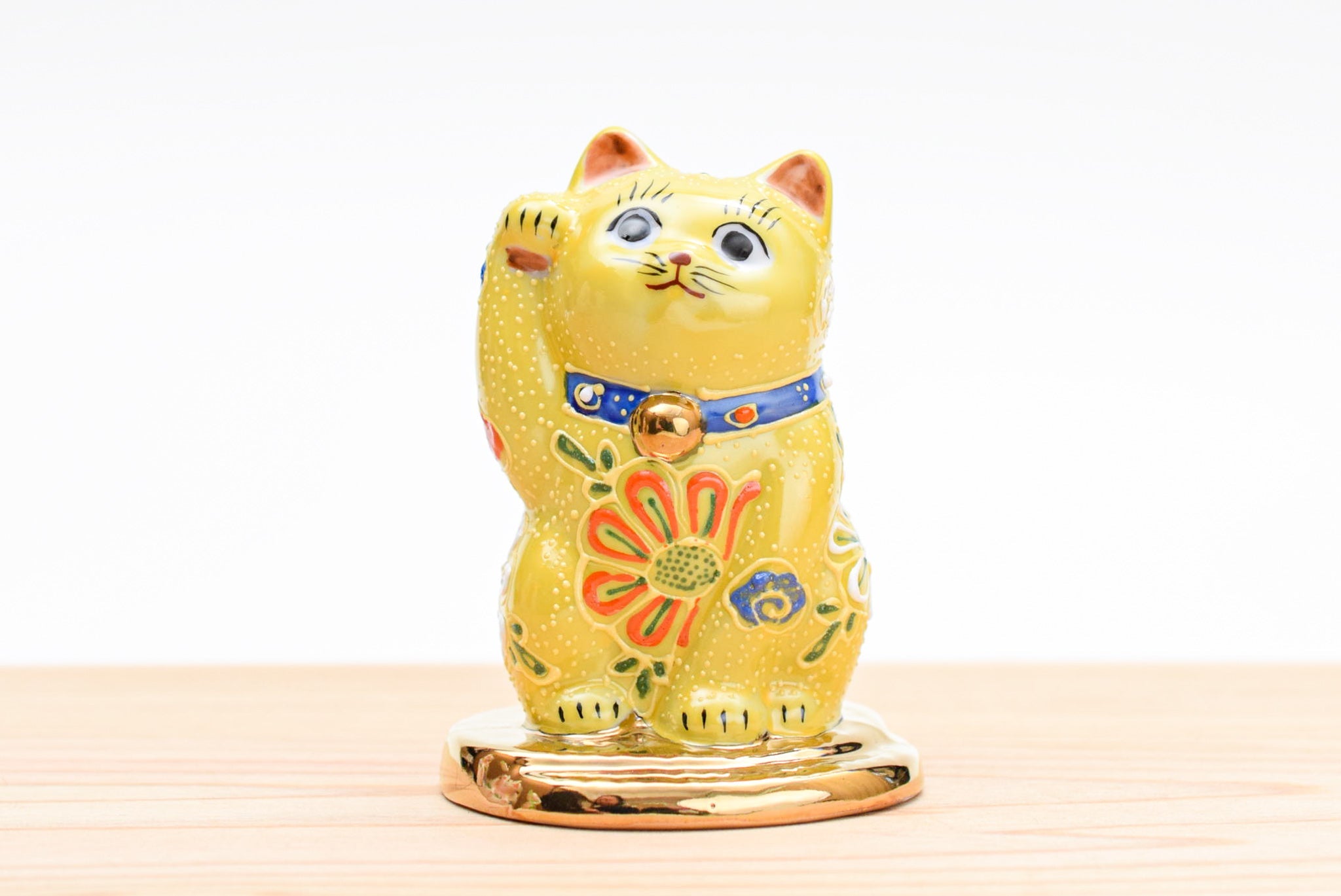 Juttoku Kutani Lucky Cat on Gold Coin - Yellow Glaze