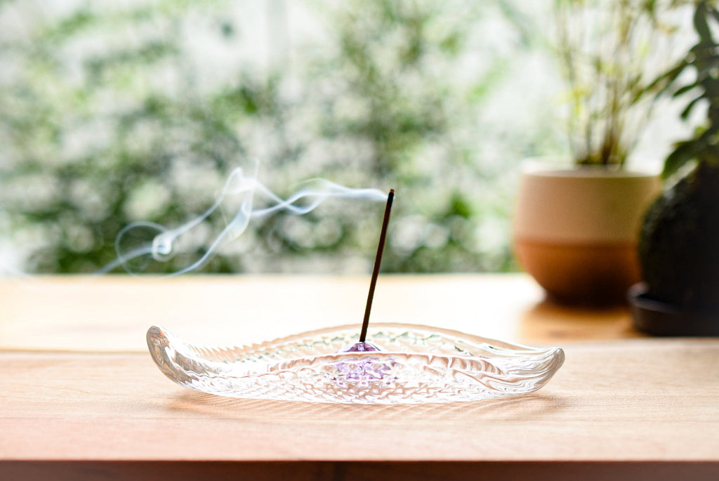 Juttoku Glass Leaf Incense Holder with Plate - view 6