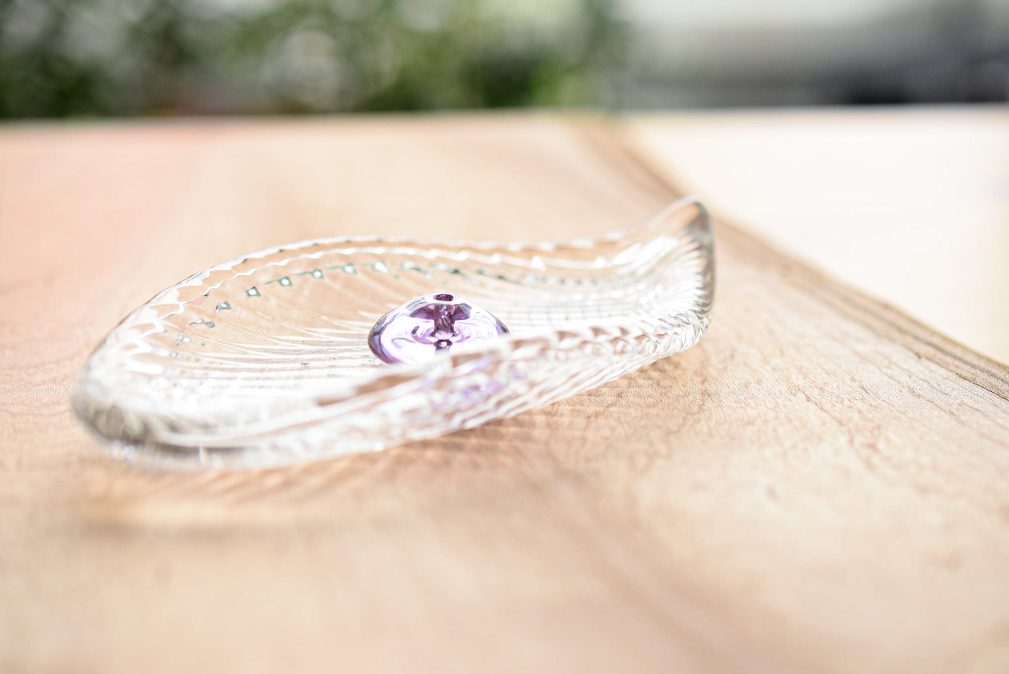 Juttoku Glass Leaf Incense Holder with Plate - view 2